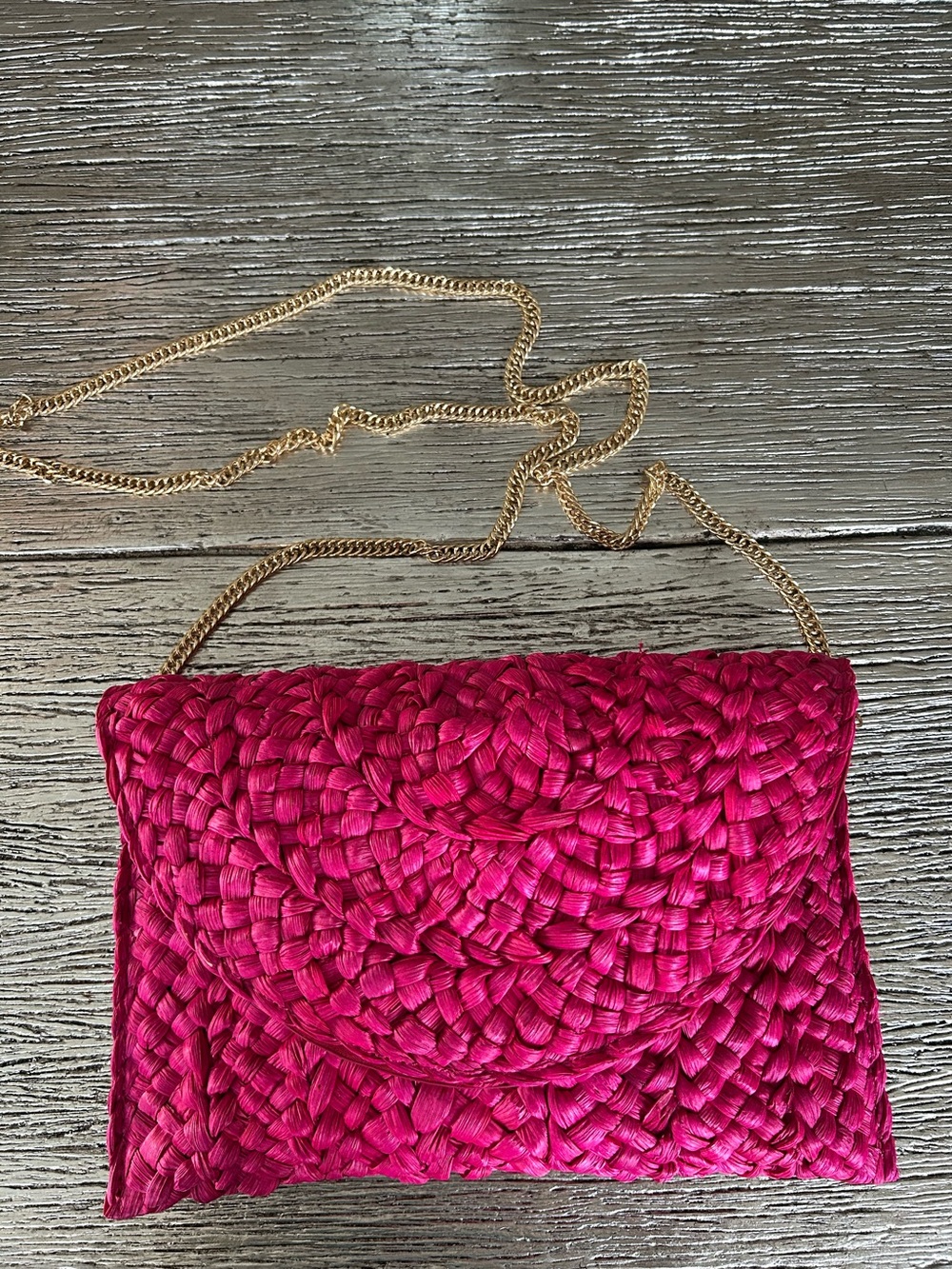 Woven Fuchsia Crossbody Bag with Gold Chain